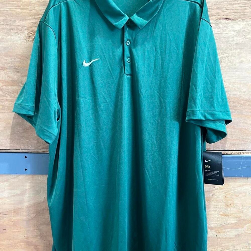 Nike Men's Green Polo-shirts